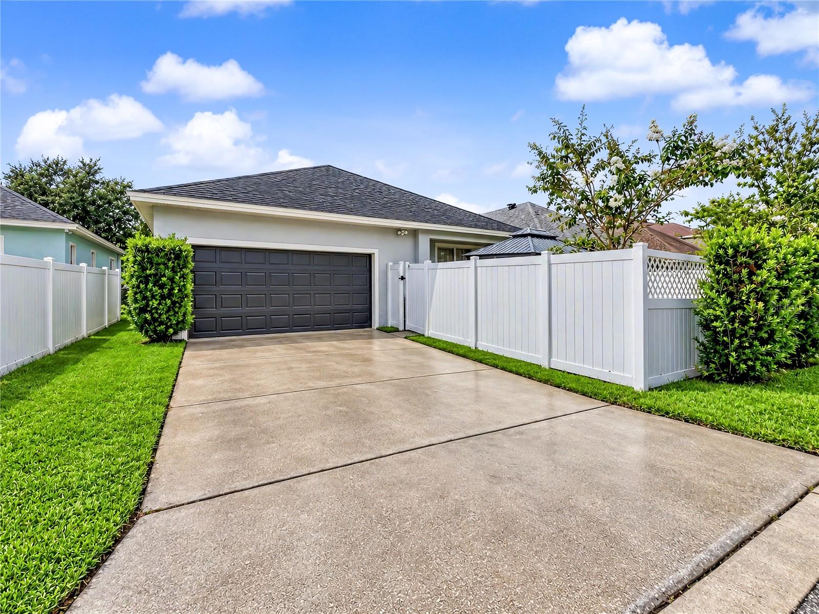 12909 Cragside Ln Property Photo 35
