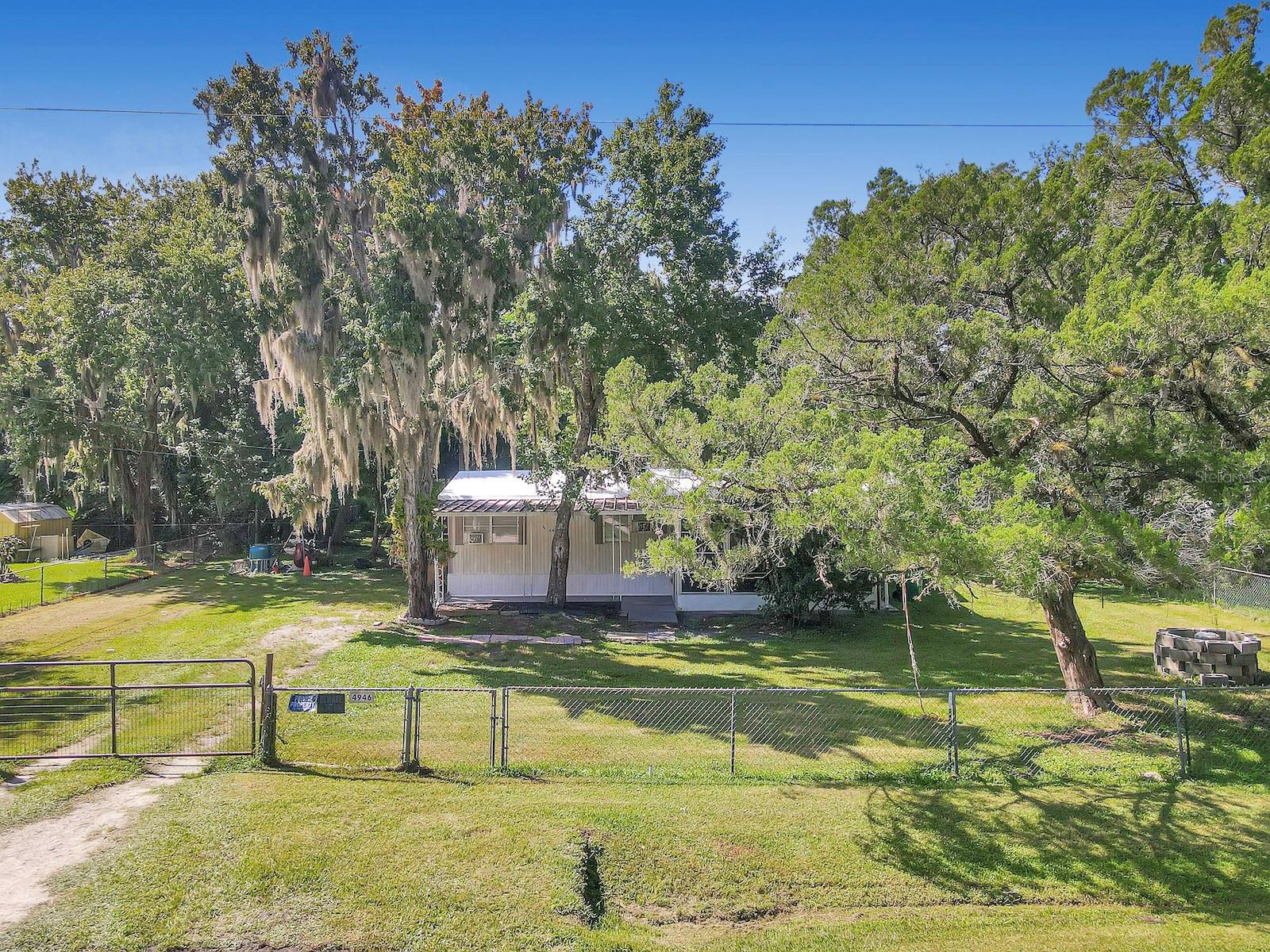 4946 Tuscaroa Ave Property Photo 1