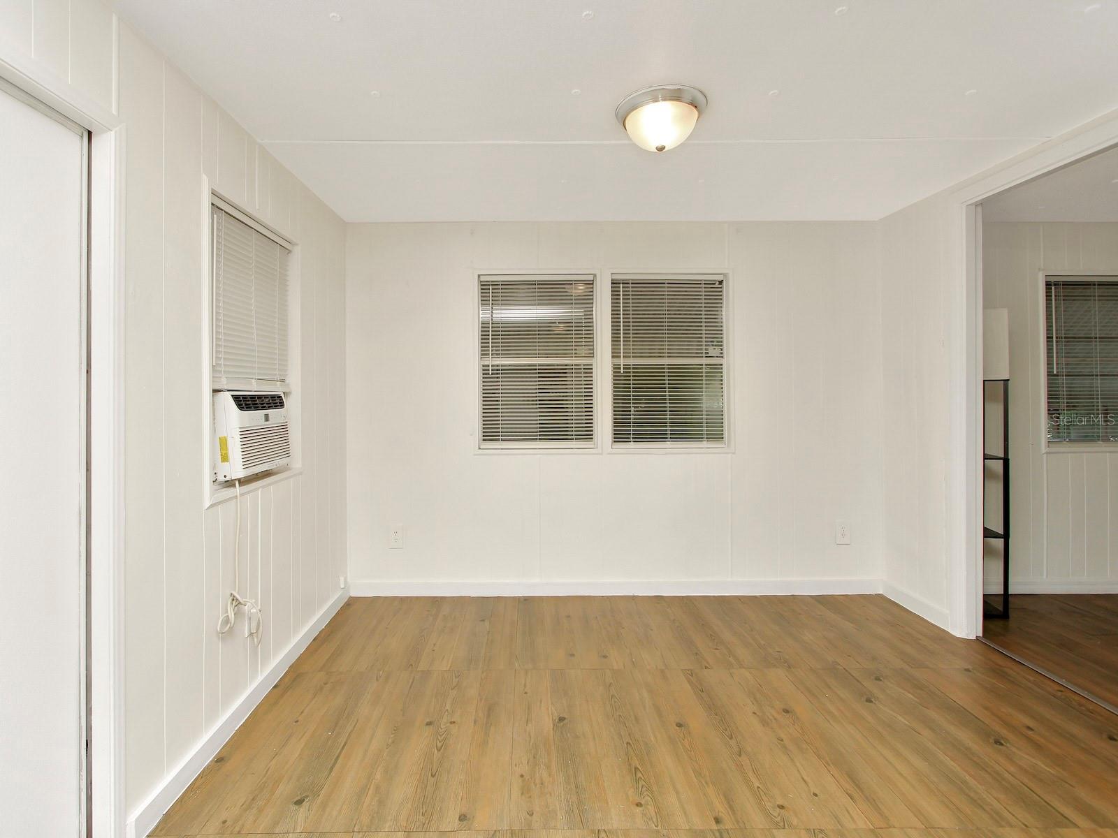 4946 Tuscaroa Ave Property Photo 23