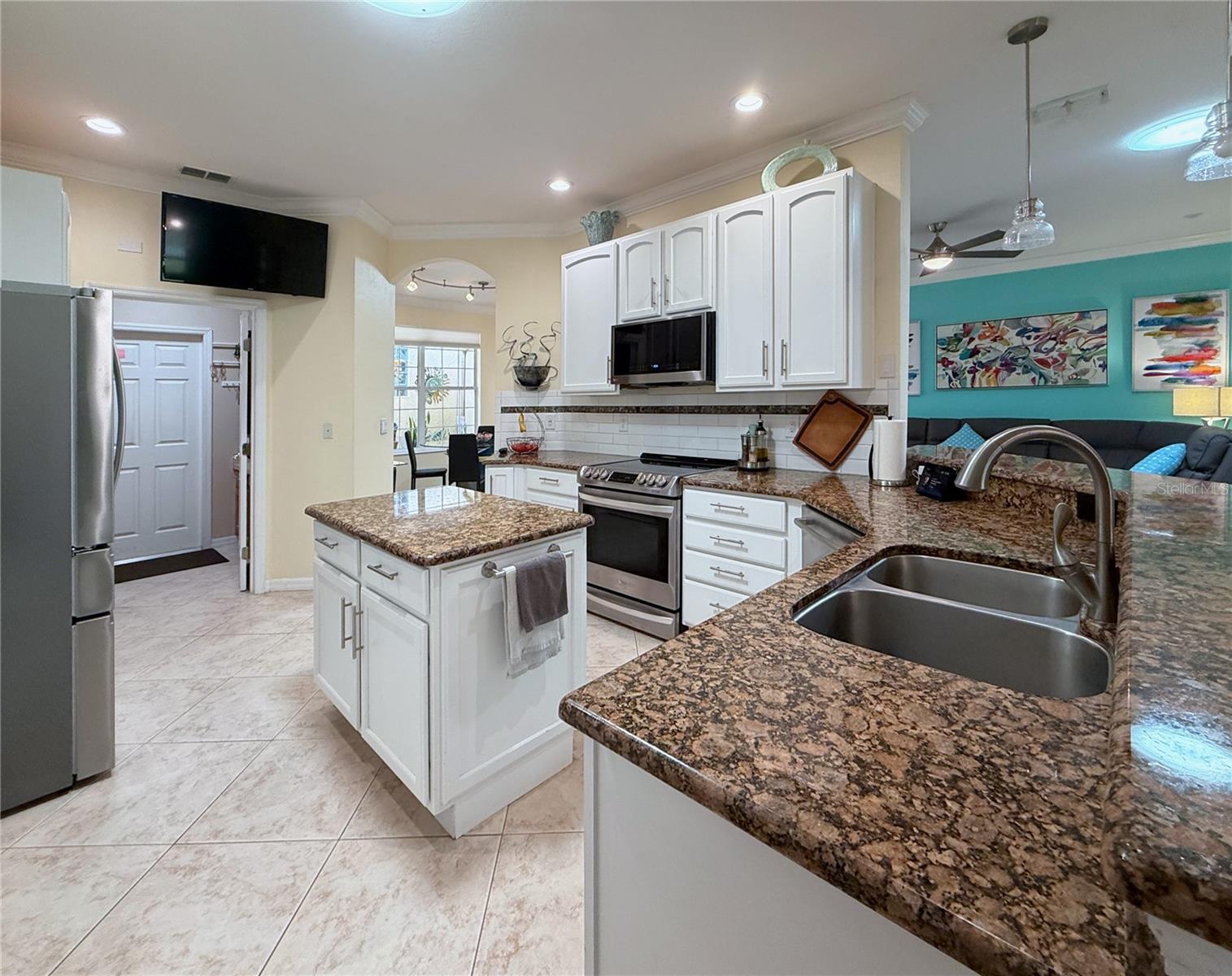 157 Sorrento Rd Property Photo 6