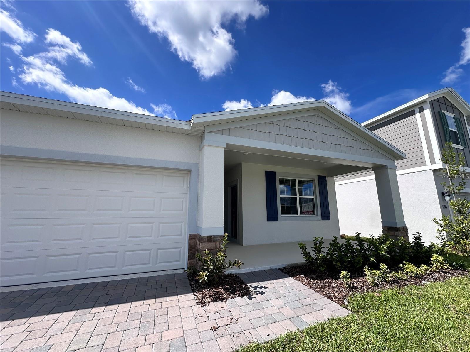 5524 Fiona Ln Property Photo 2
