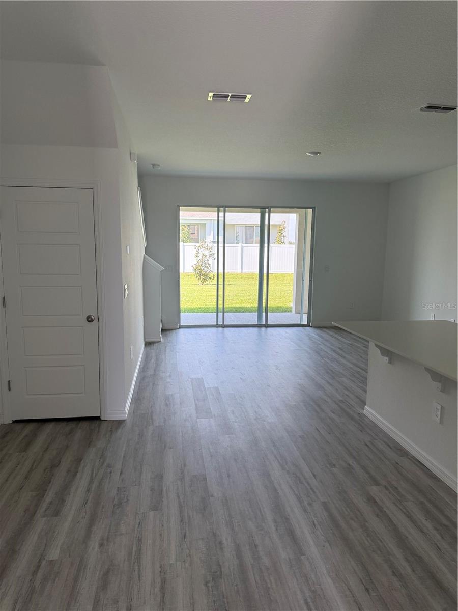 2729 Gladiola Rd Property Photo 6