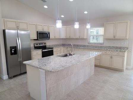 3964 Lovering Ave Property Photo 3