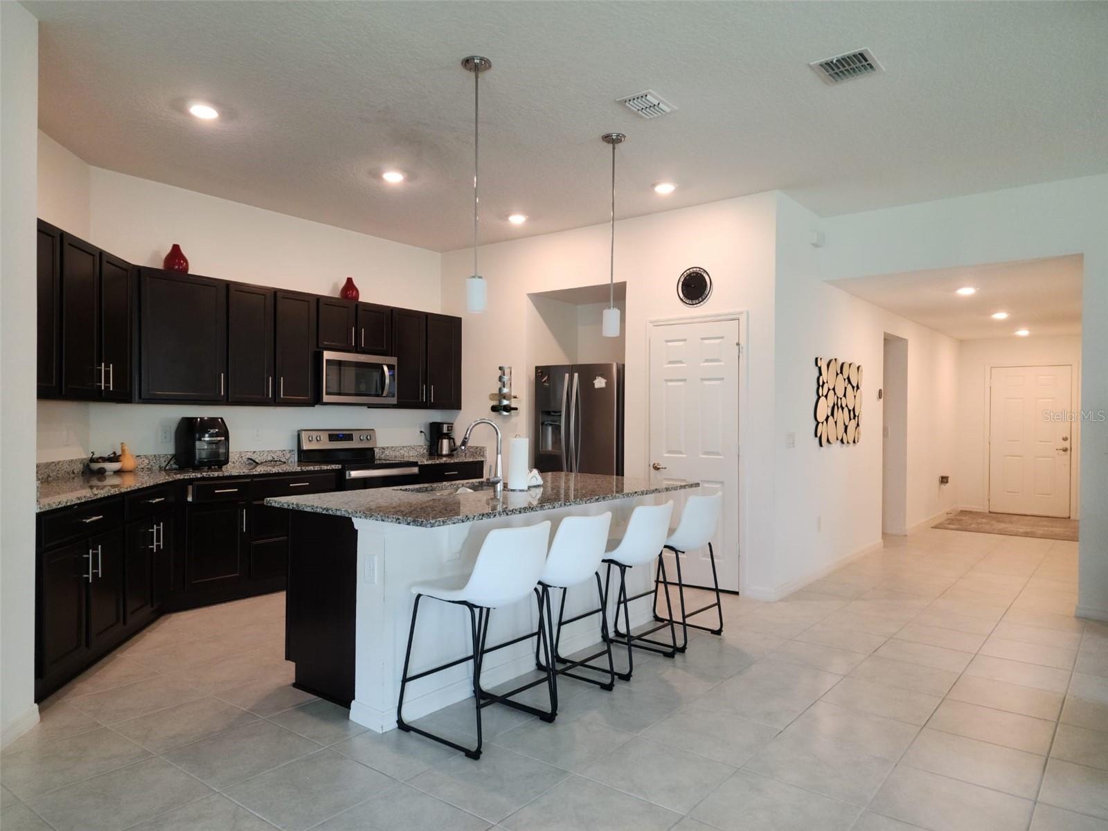 5006 Riverside Way Property Photo 3