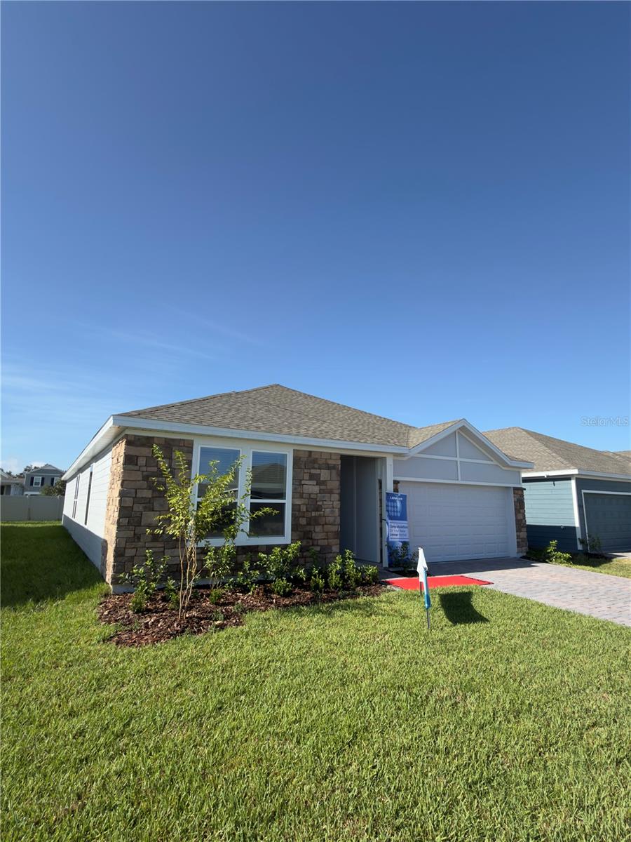 5101 Flaxleaf St Property Photo 3