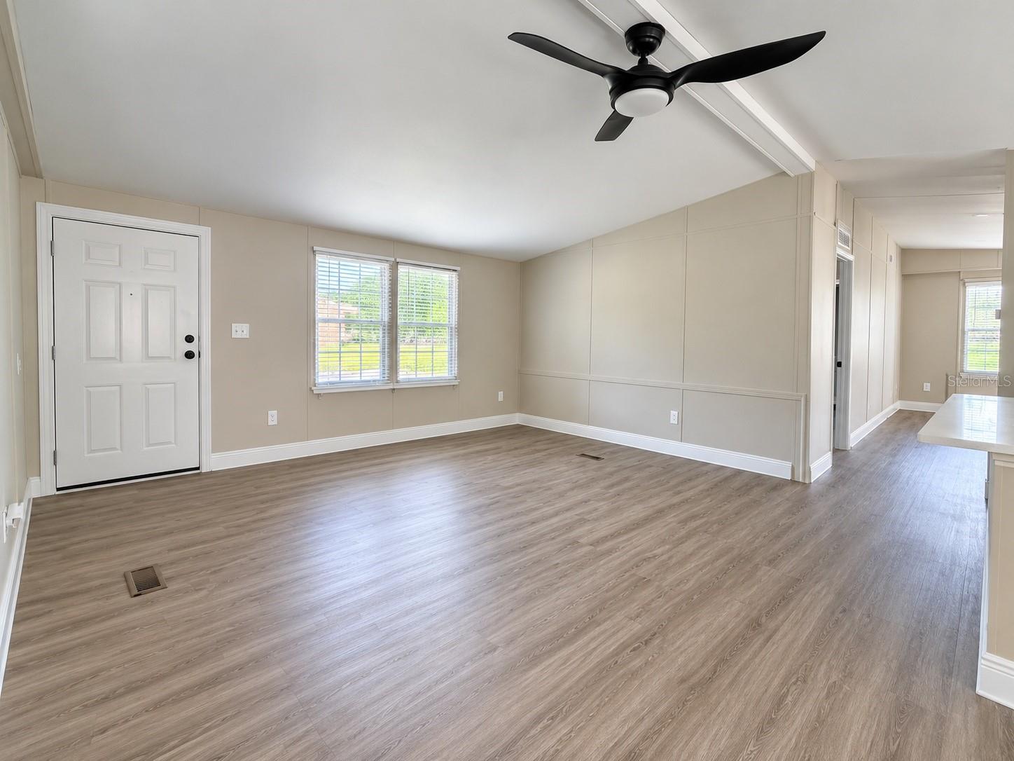 4808 Rollinglen Loop W Property Photo 2