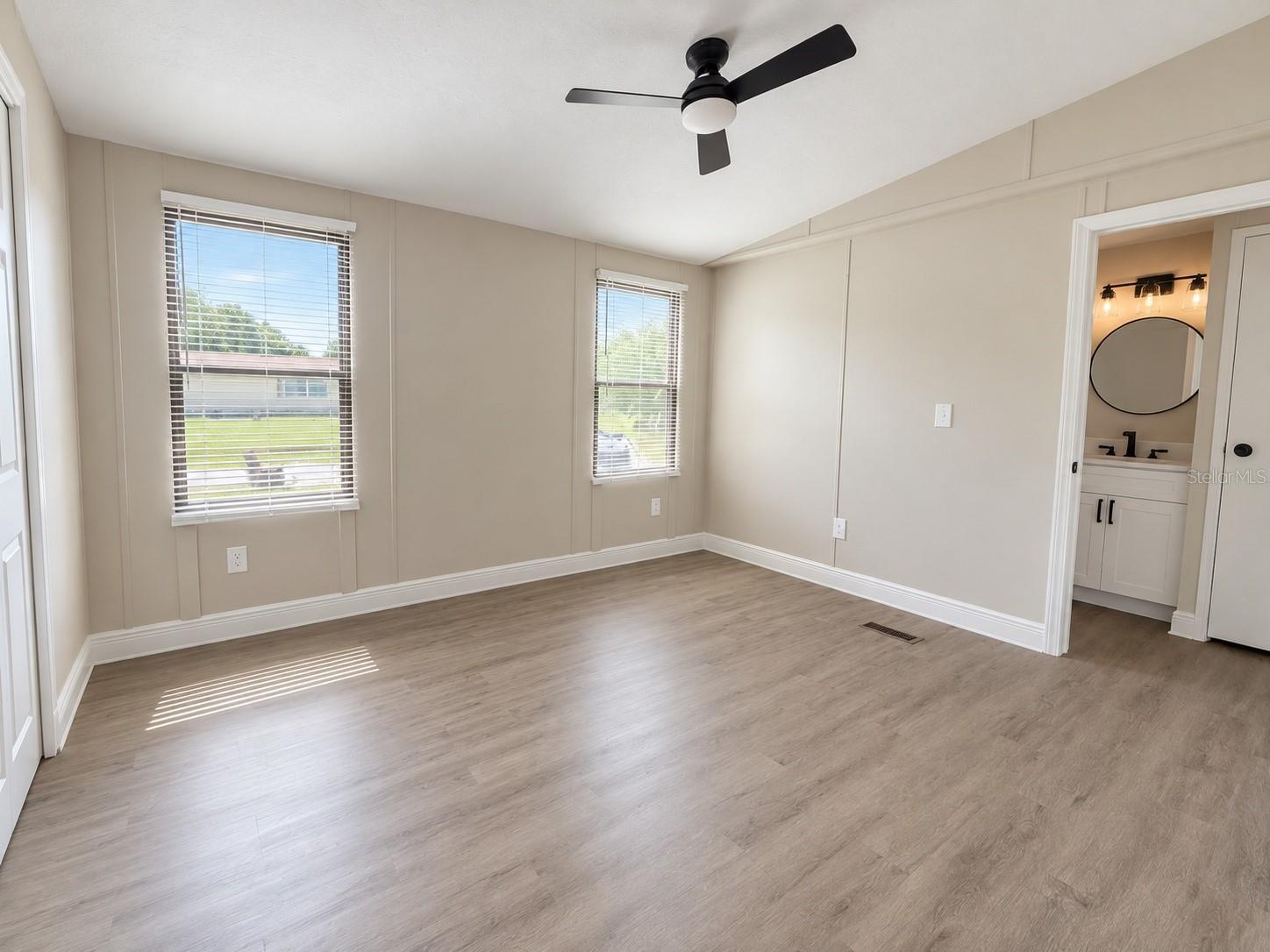 4808 Rollinglen Loop W Property Photo 15