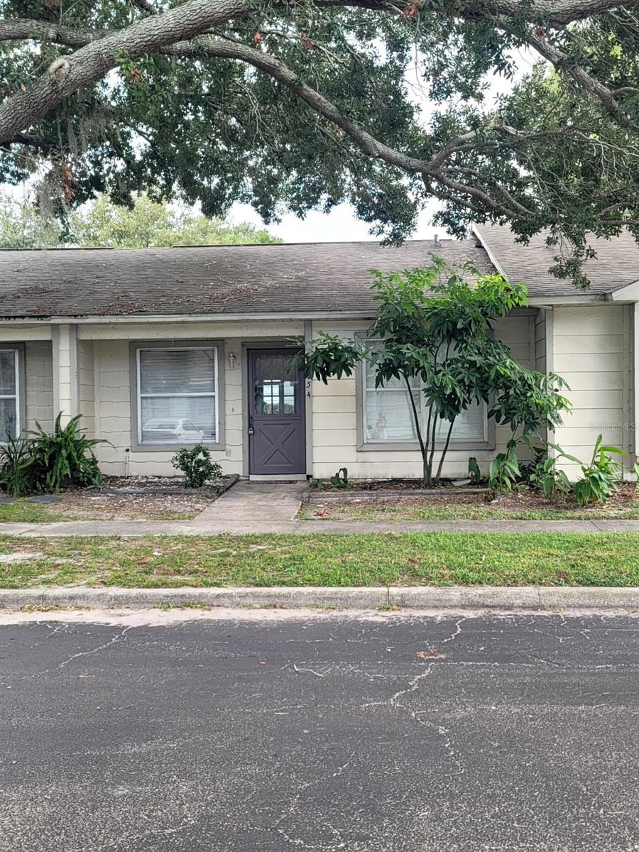 3254 CHESSWOOD AVE Property Photo 1