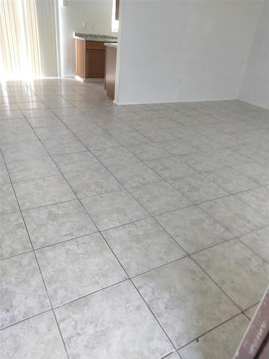 5930 Forest Grove Blvd Property Photo 8