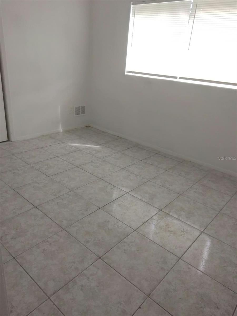 5930 Forest Grove Blvd Property Photo 14