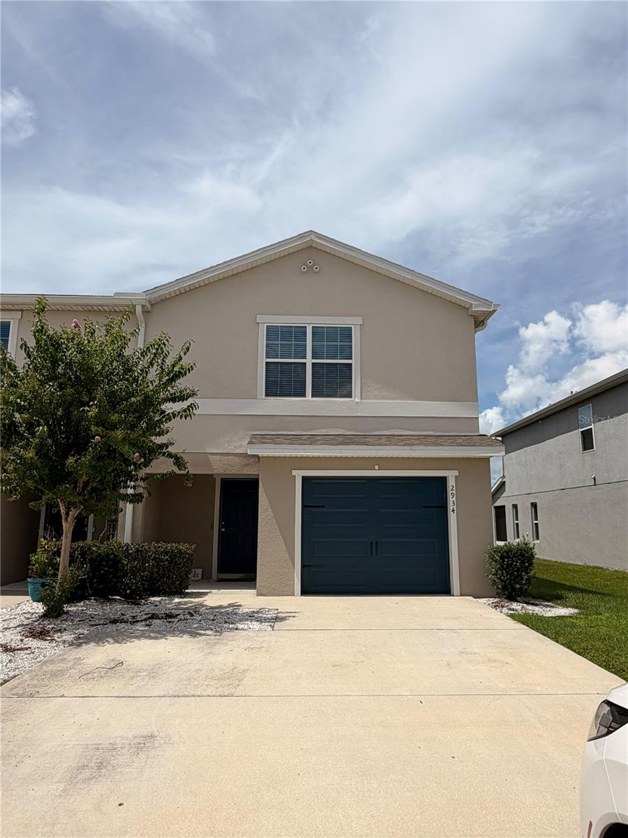 2934 Fieldwood Cir Property Photo 1