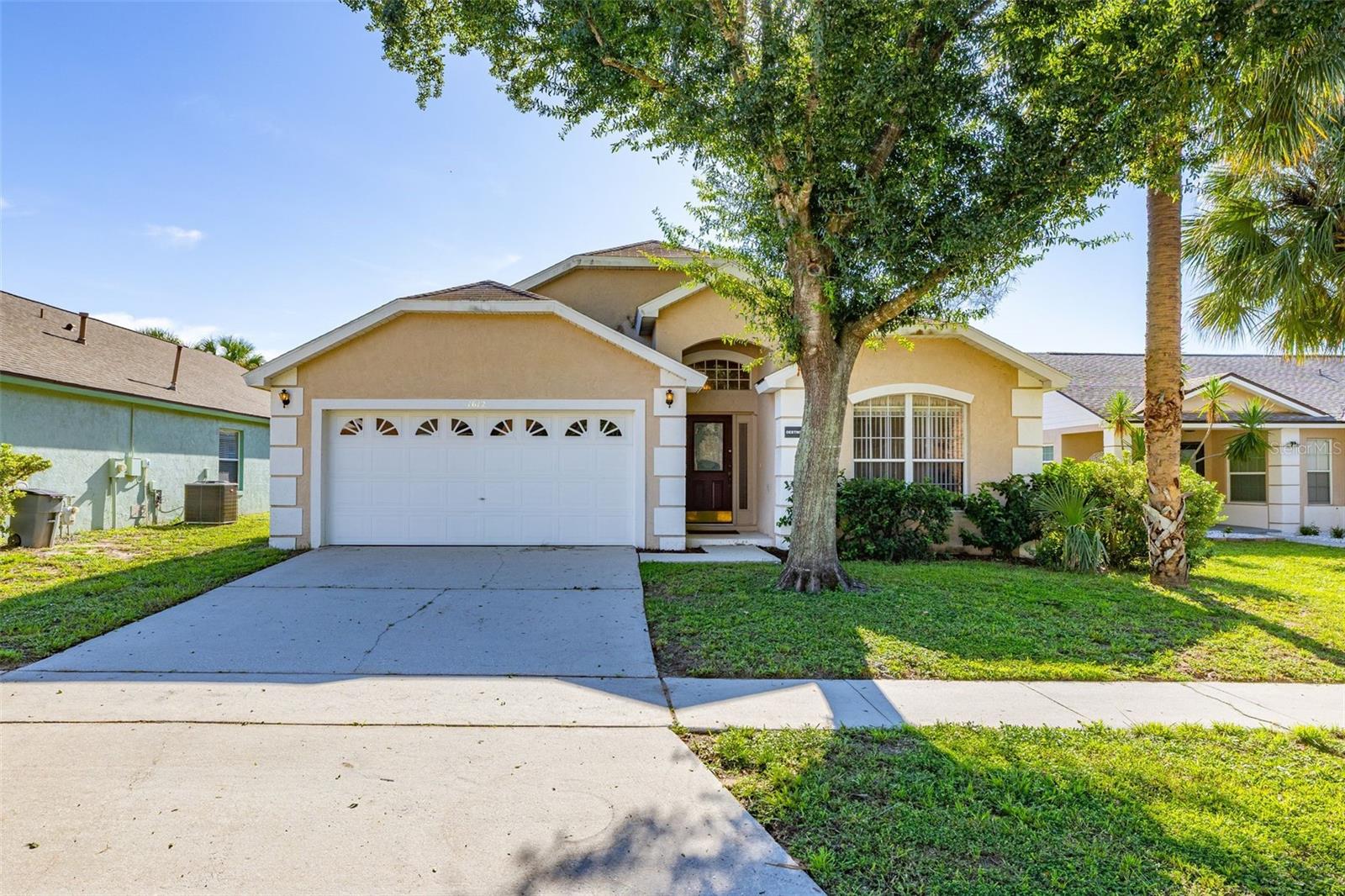 1612 Oak Hill Trl Property Photo 1
