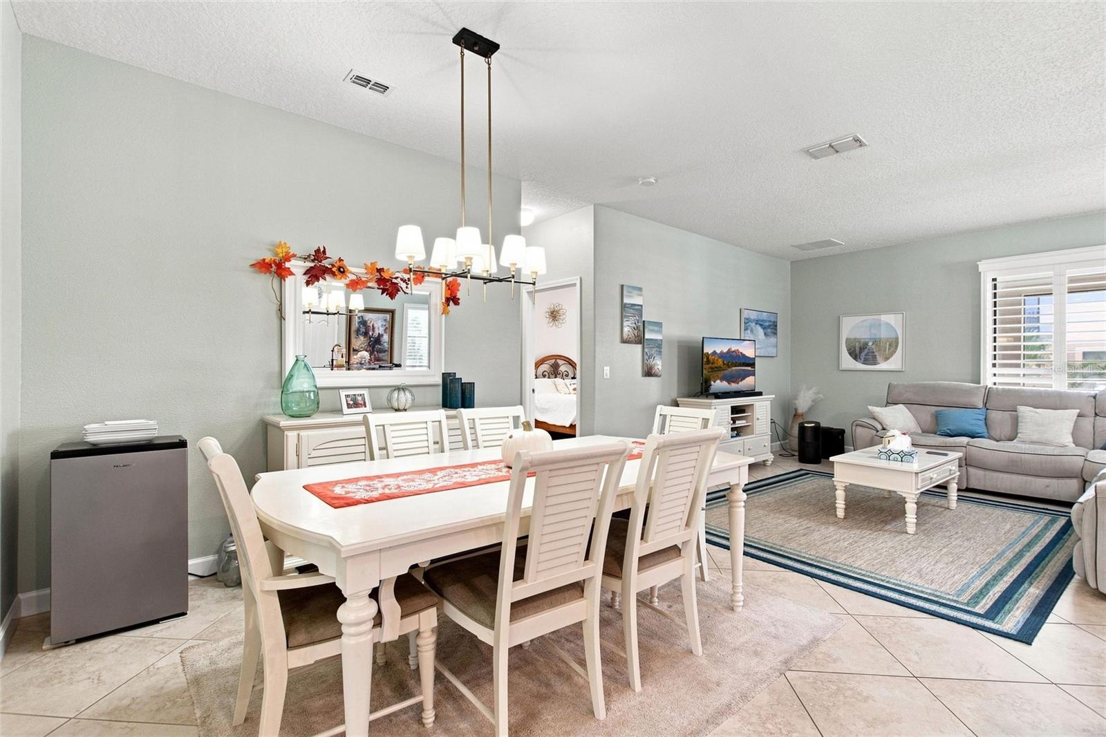 8961 Dove Valley Way Property Photo 4