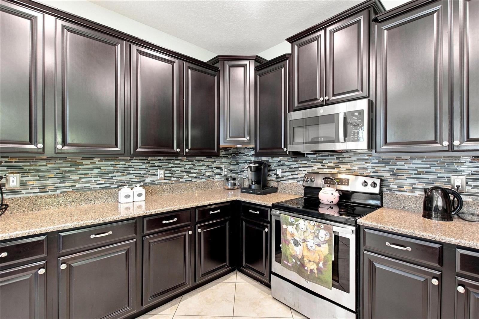 8961 Dove Valley Way Property Photo 9