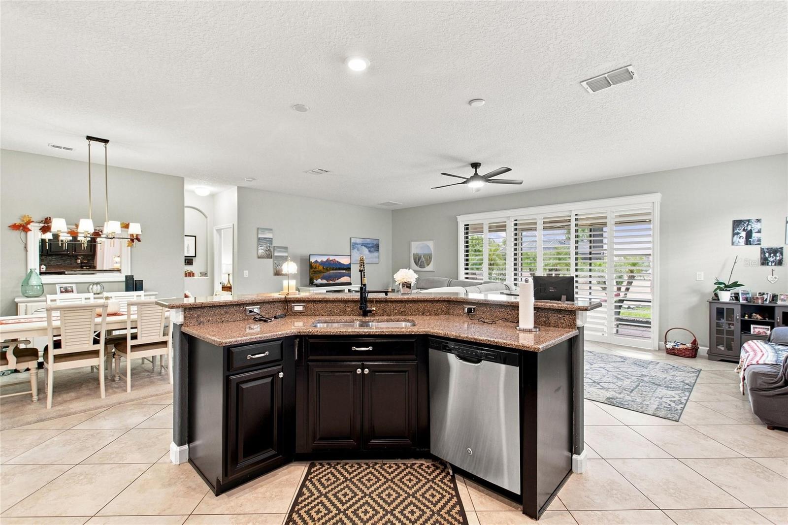 8961 Dove Valley Way Property Photo 10