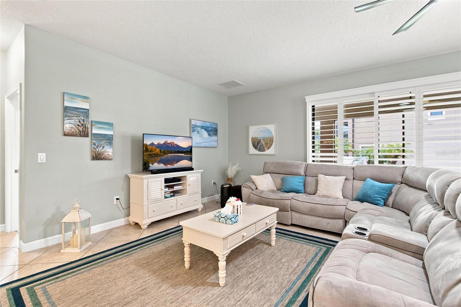 8961 Dove Valley Way Property Photo 14