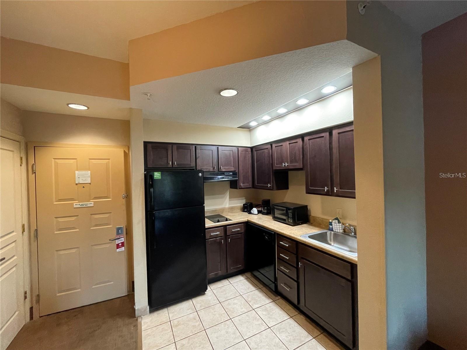 8303 Palm Pkwy #520 Property Photo 15