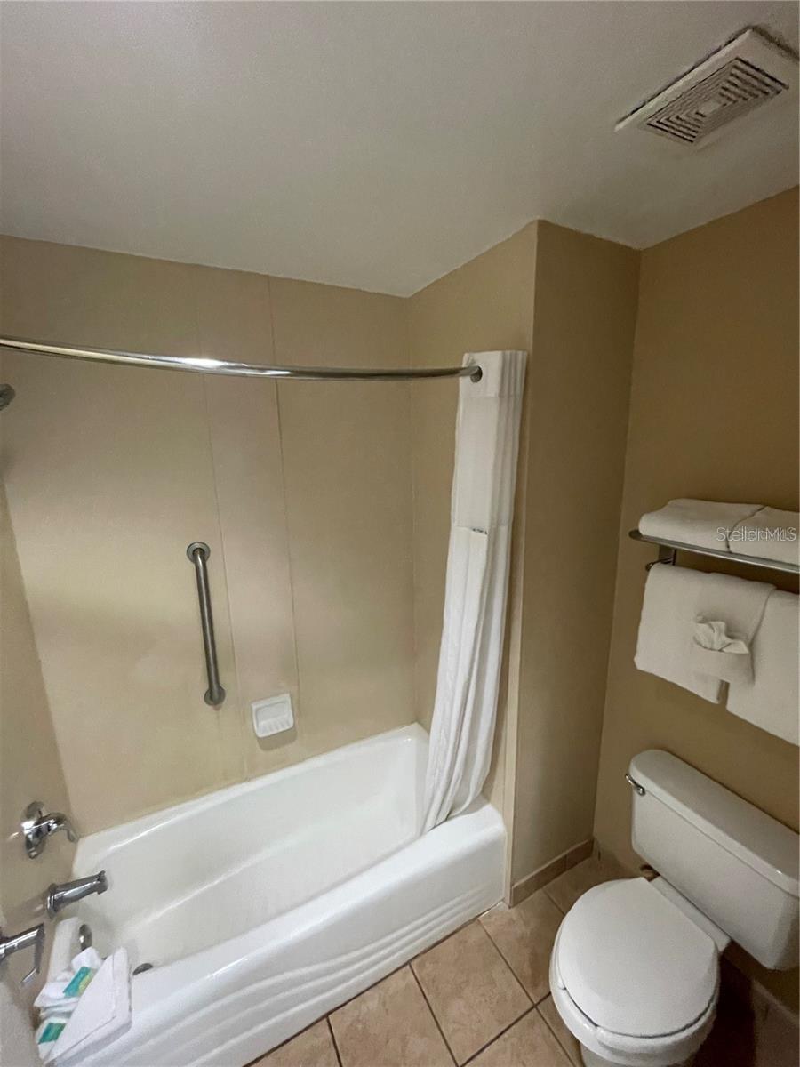 8303 Palm Pkwy #520 Property Photo 18