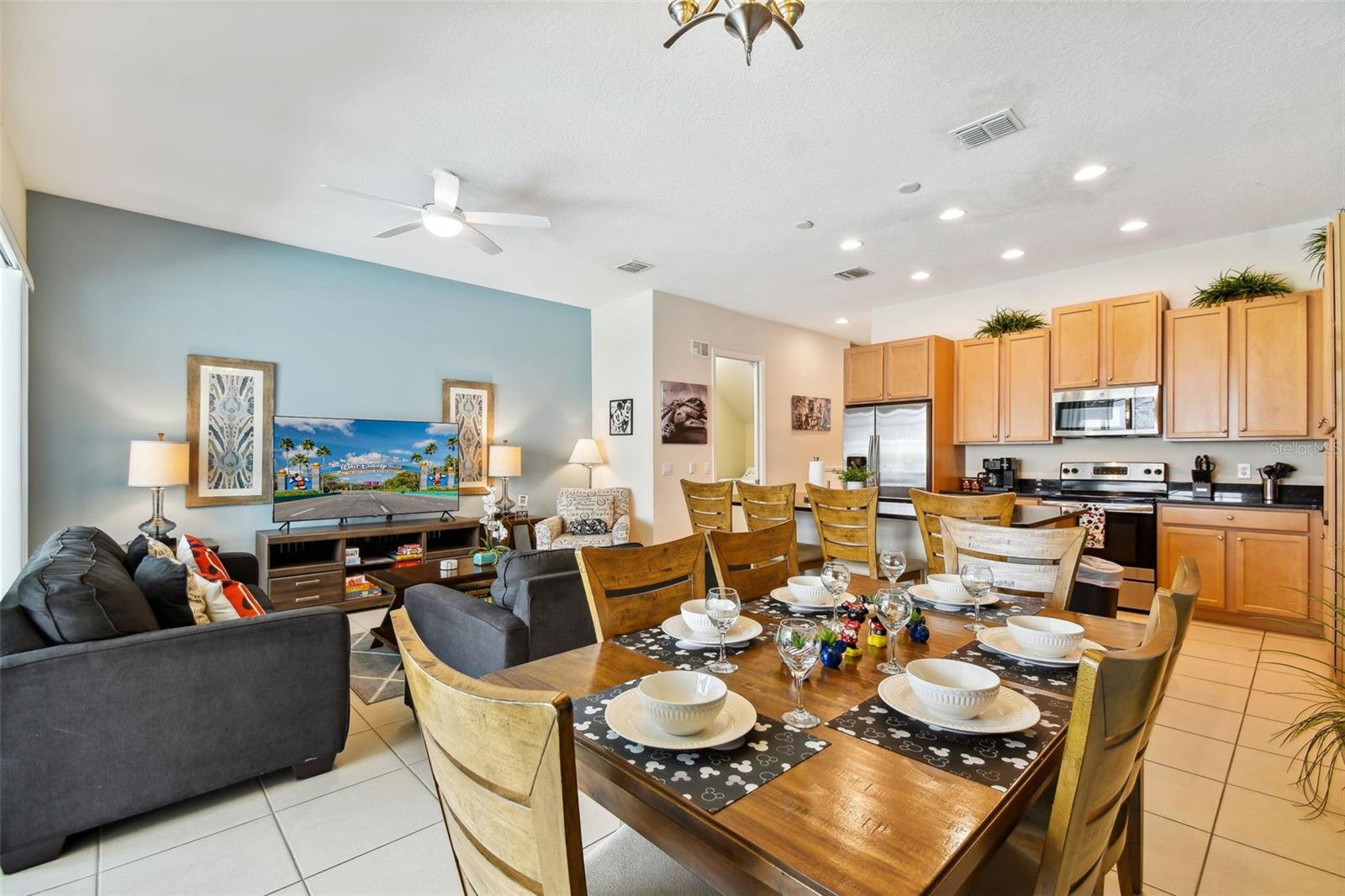 309 Captiva Dr Property Photo 4