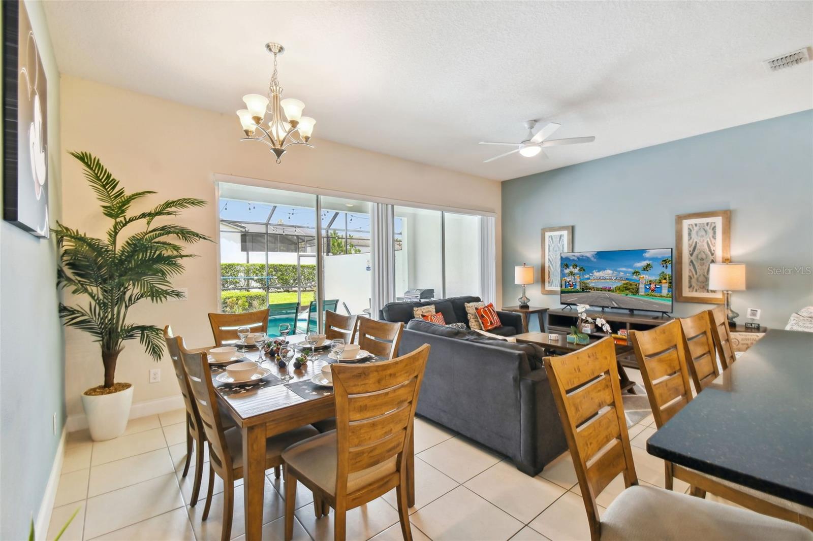 309 Captiva Dr Property Photo 8