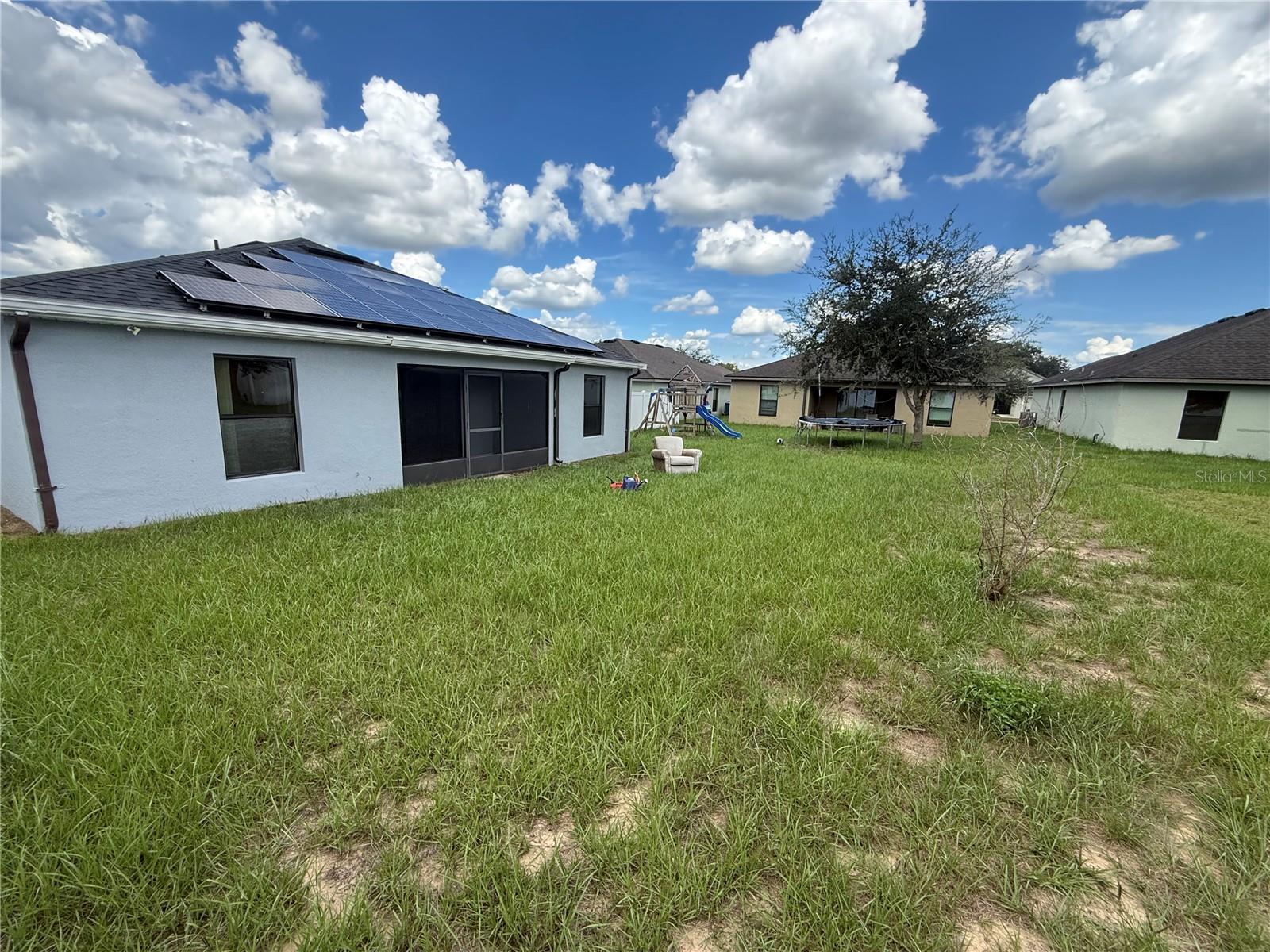 200 Pheasant Dr Property Photo 4