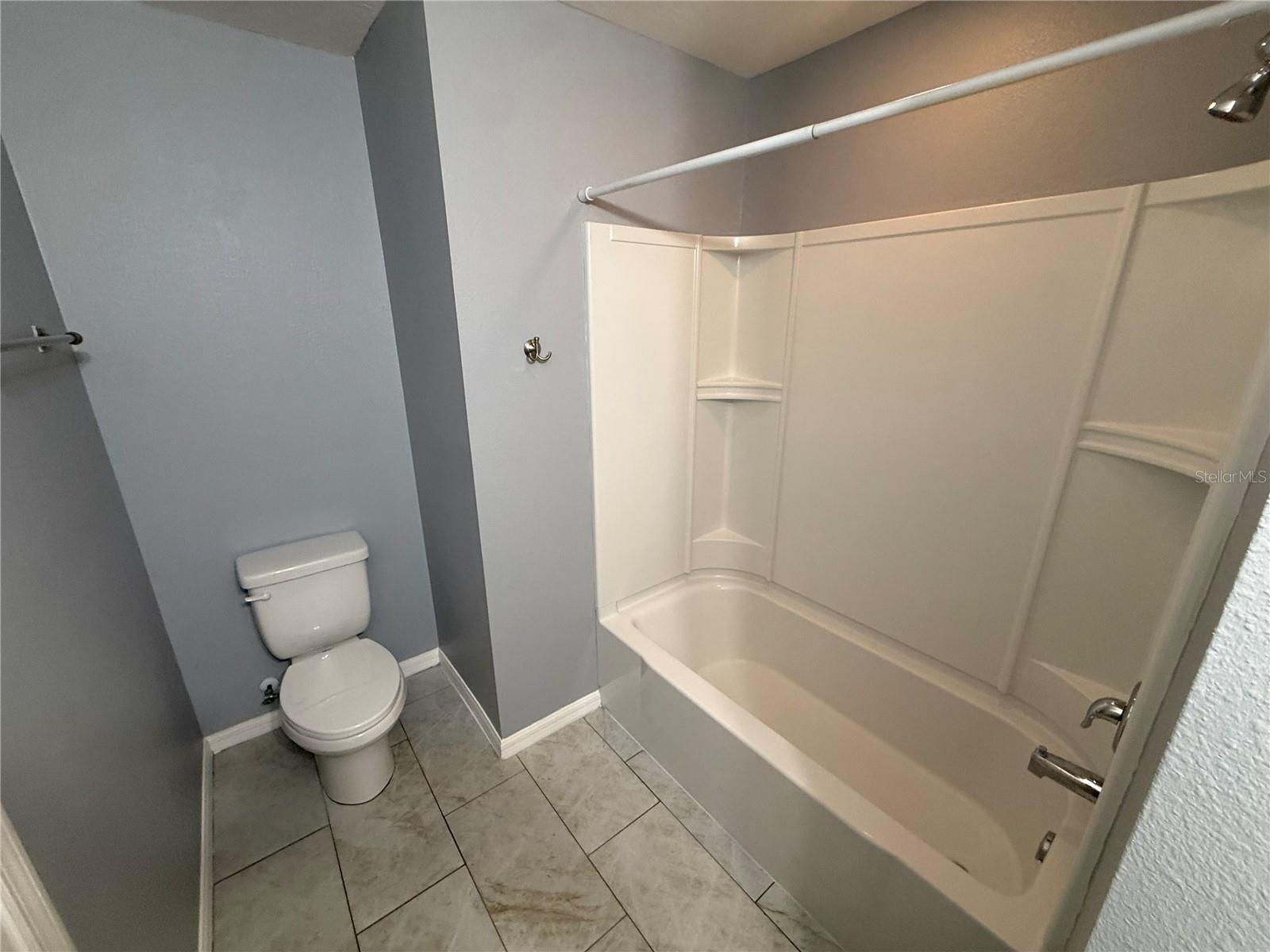 200 Pheasant Dr Property Photo 30