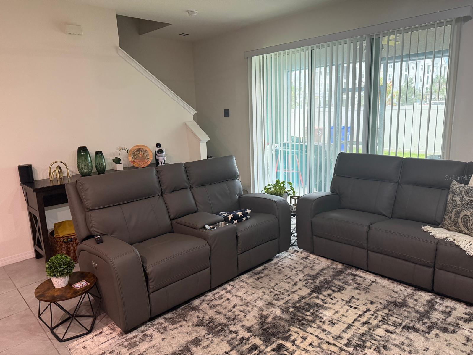 1346 Isleta Loop Property Photo 18