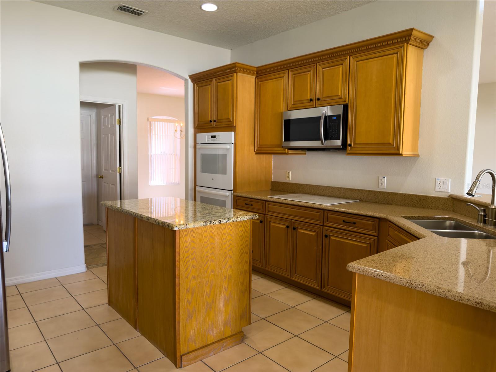 3881 Bowfin Trl Property Photo 6