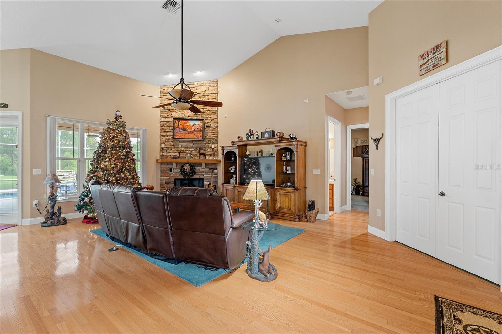 4594 Hickory Tree Rd Property Photo 10