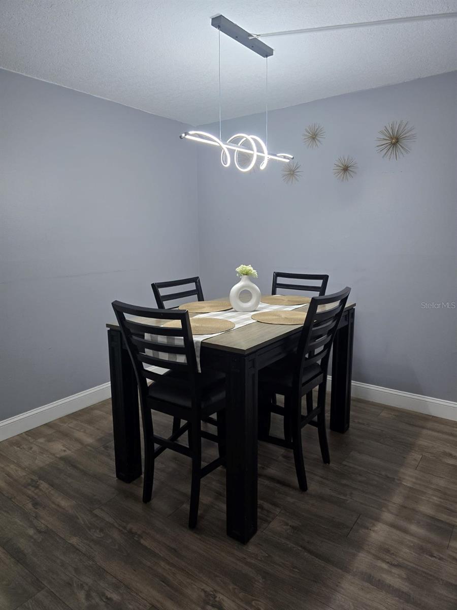 1624 S Pine Ridge Cir #d2 Property Photo 6