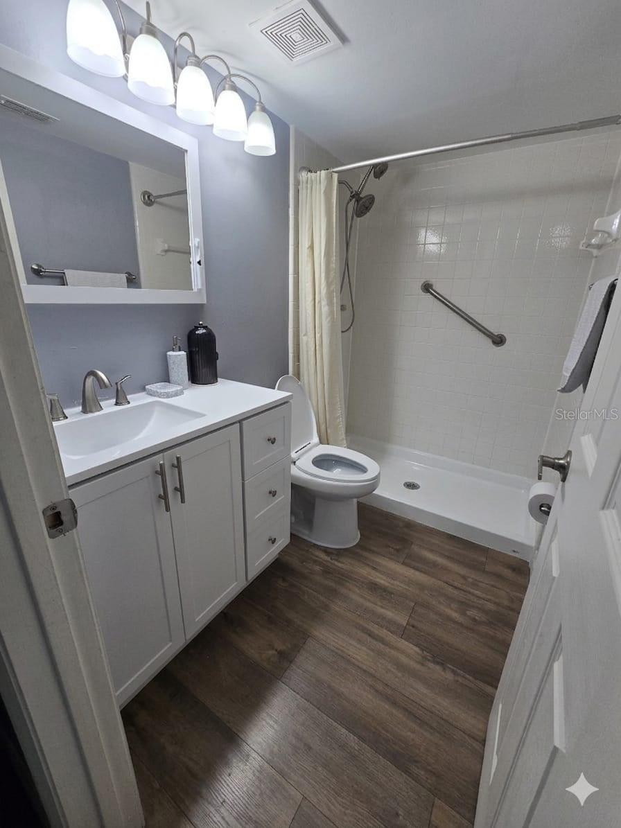 1624 S Pine Ridge Cir #d2 Property Photo 14