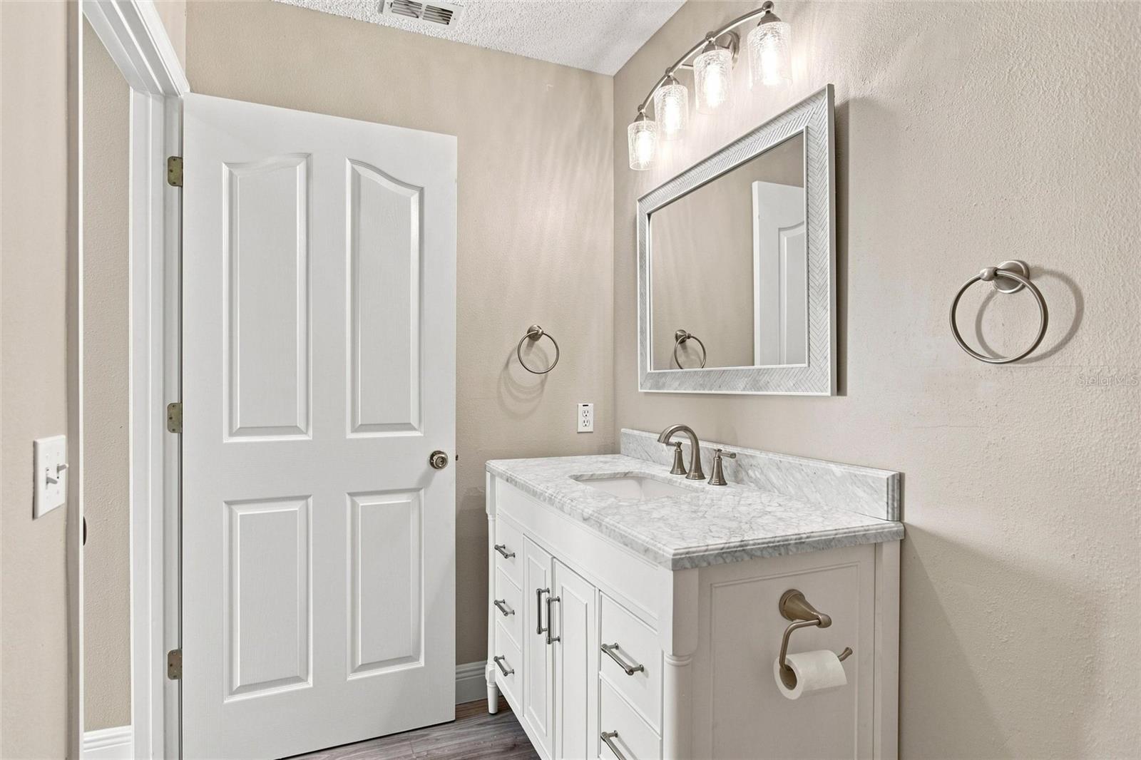 2713 De La Rosa St Property Photo 25