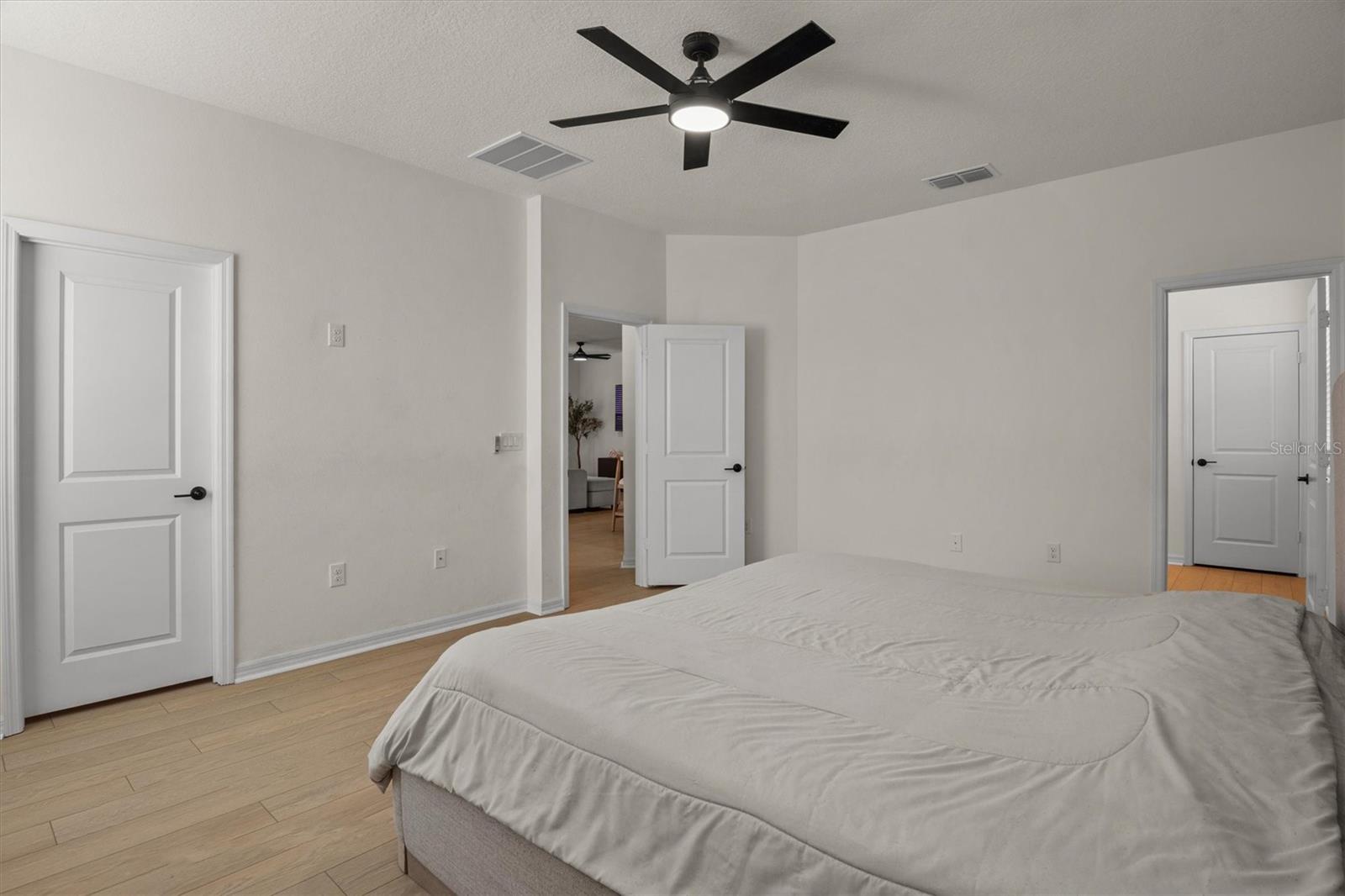 625 Overpool Ave Property Photo 15