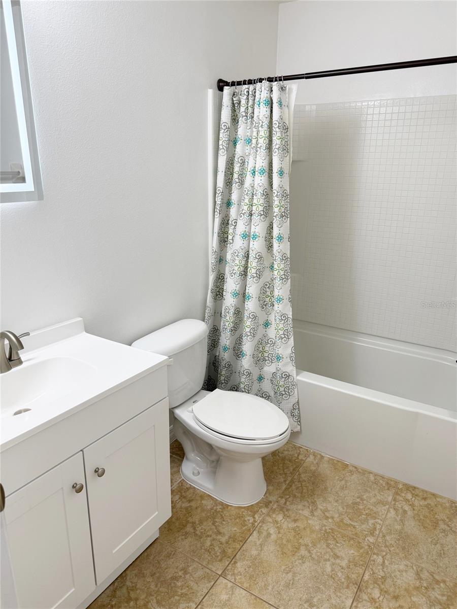 12236 Fairlawn Dr Property Photo 22