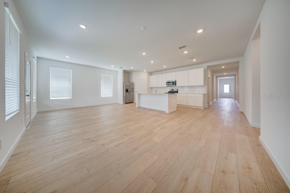 5126 Flaxleaf St Property Photo 8