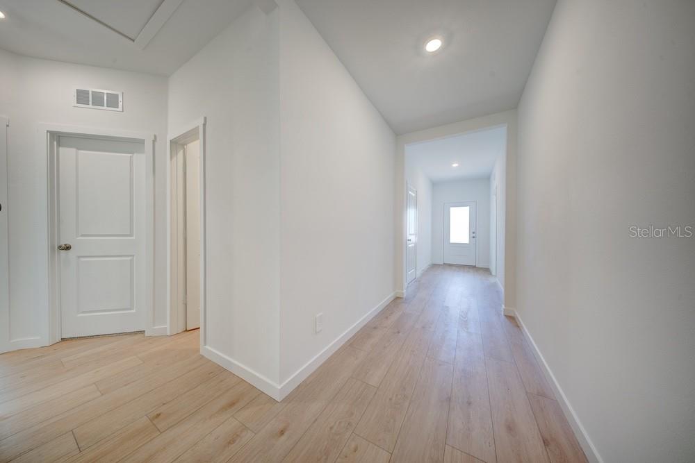 5126 Flaxleaf St Property Photo 9