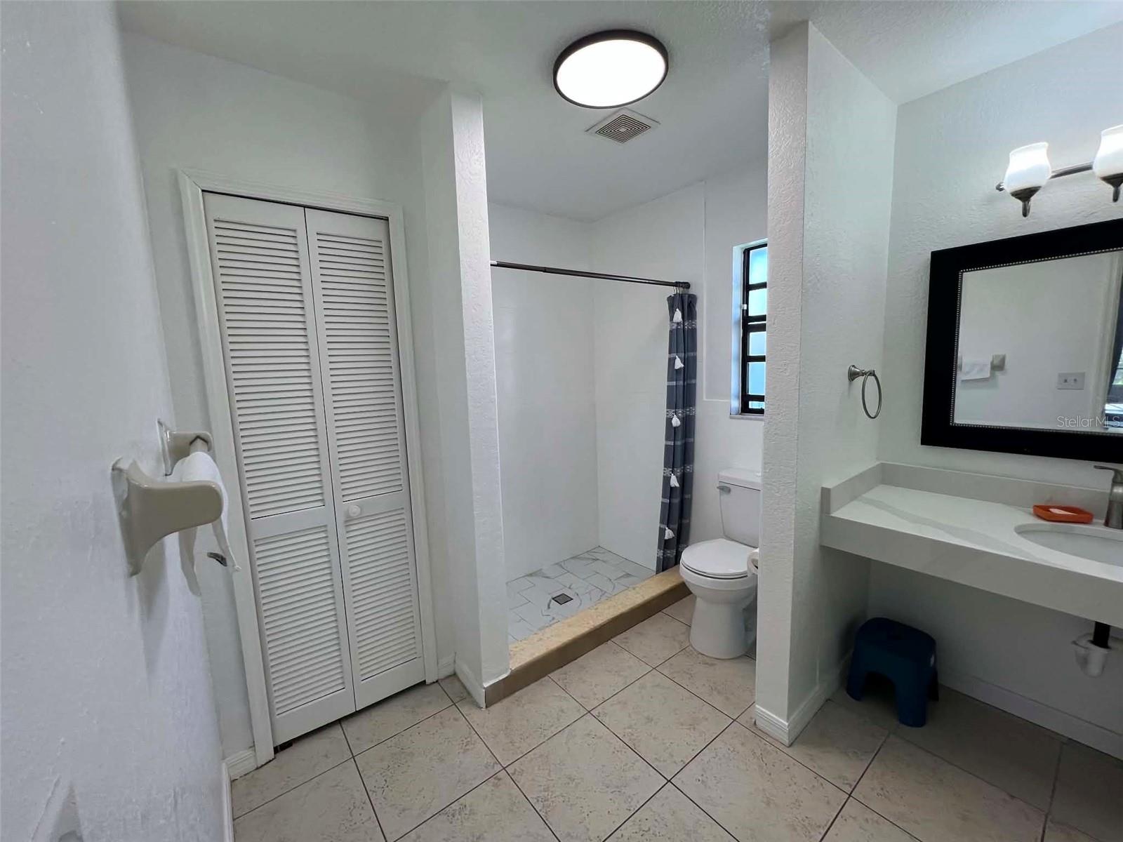8936 Rose Hill Dr Property Photo 9
