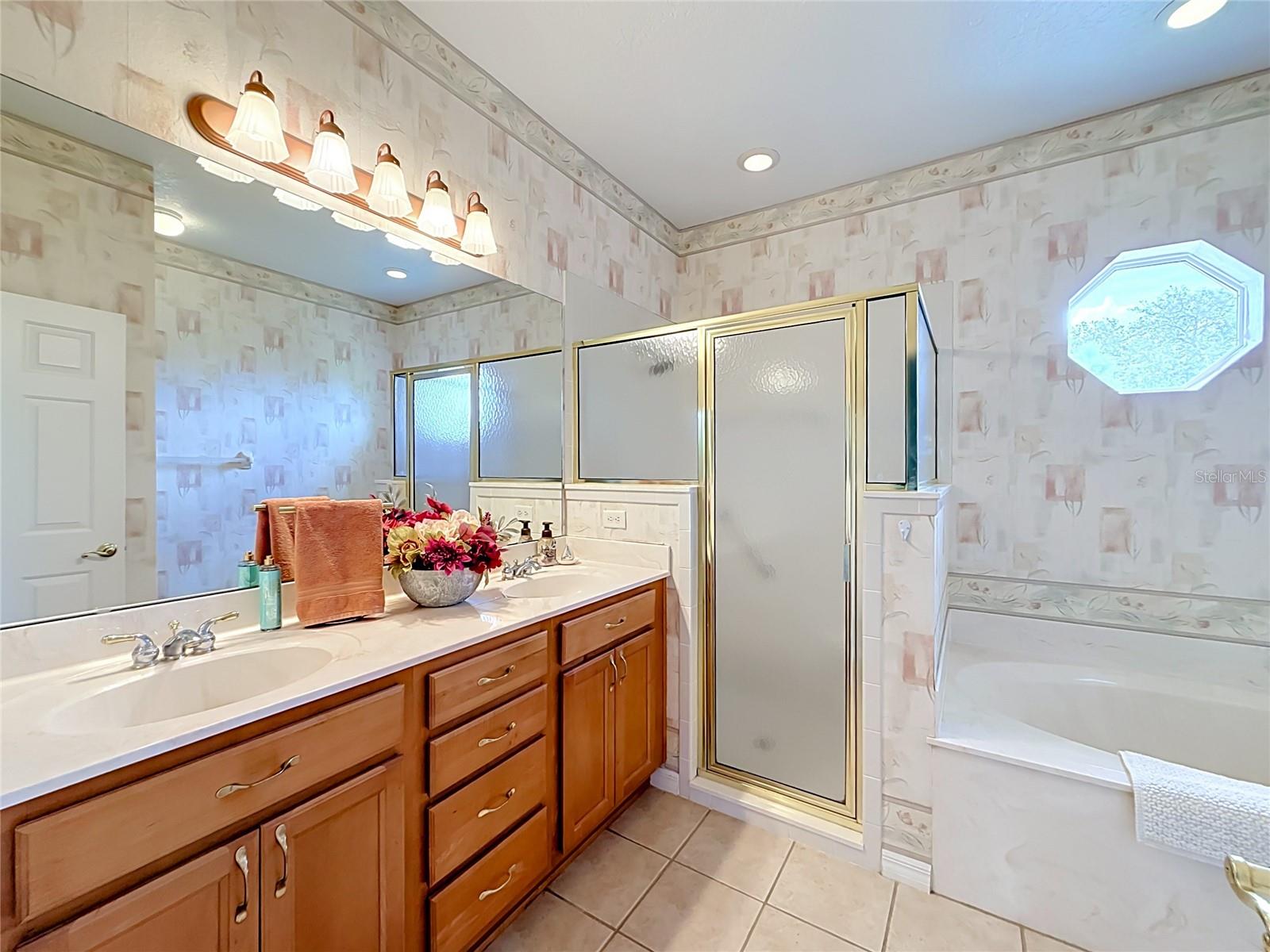 5693 Gulf Stream Street Property Photo 23