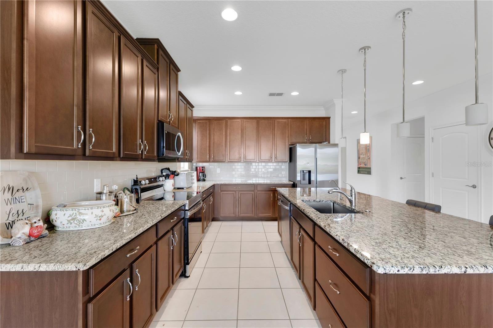 3232 Songbird Cir Property Photo 6