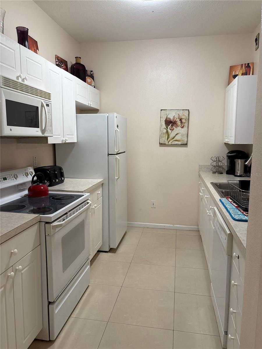 8102 Princess Palm Ln #303 Property Photo 8