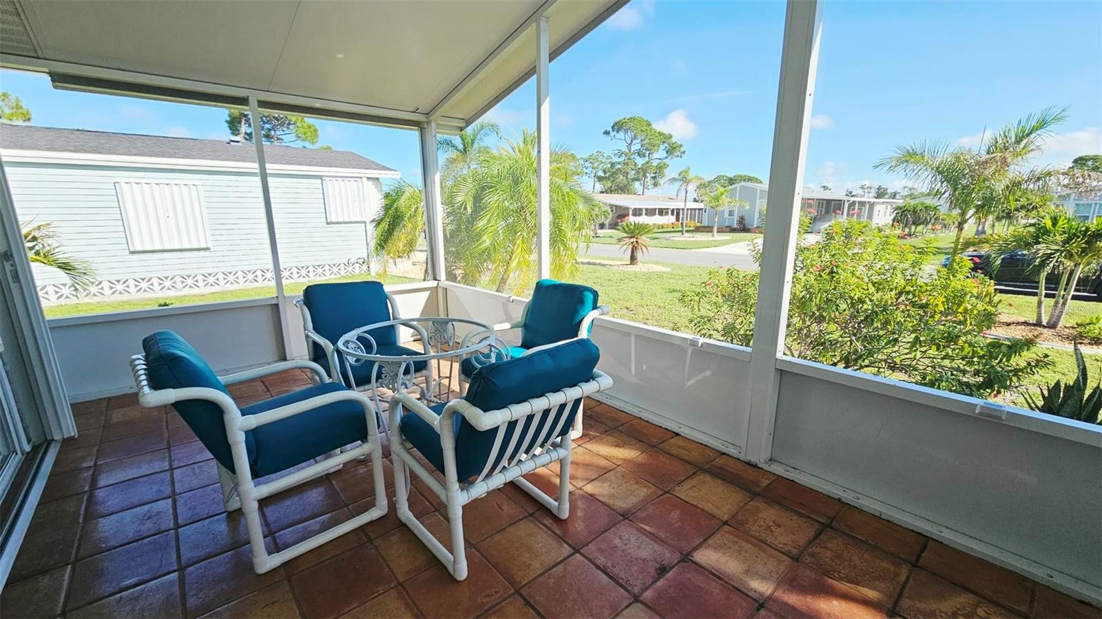 9122 Kestral Cir Property Photo 27