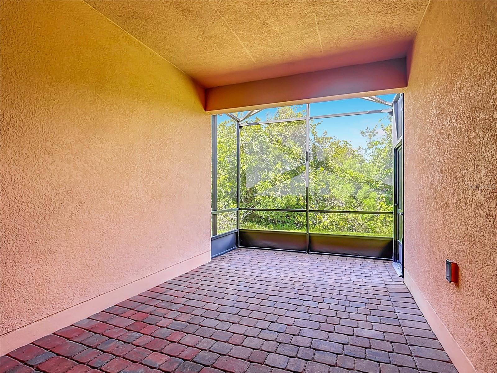 3443 Fallbrook Dr Property Photo 4