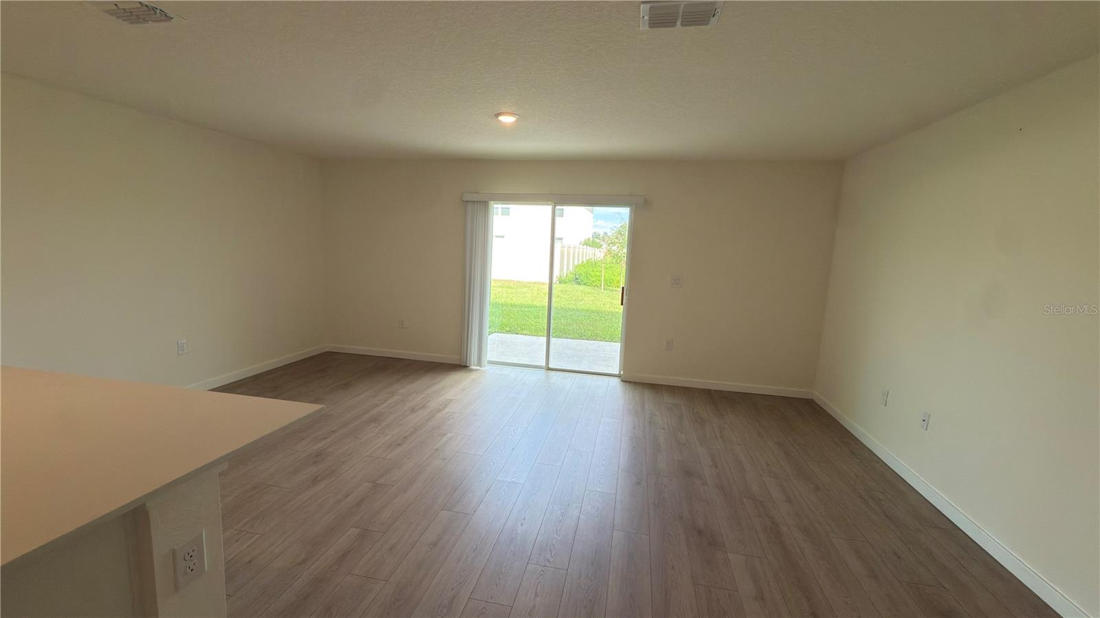 725 Preston Cove Dr Property Photo 7