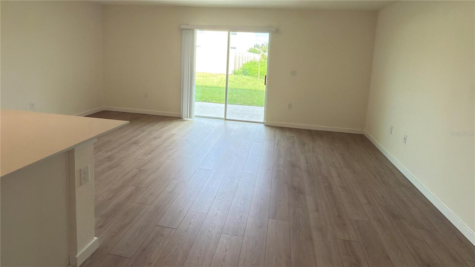 725 Preston Cove Dr Property Photo 8