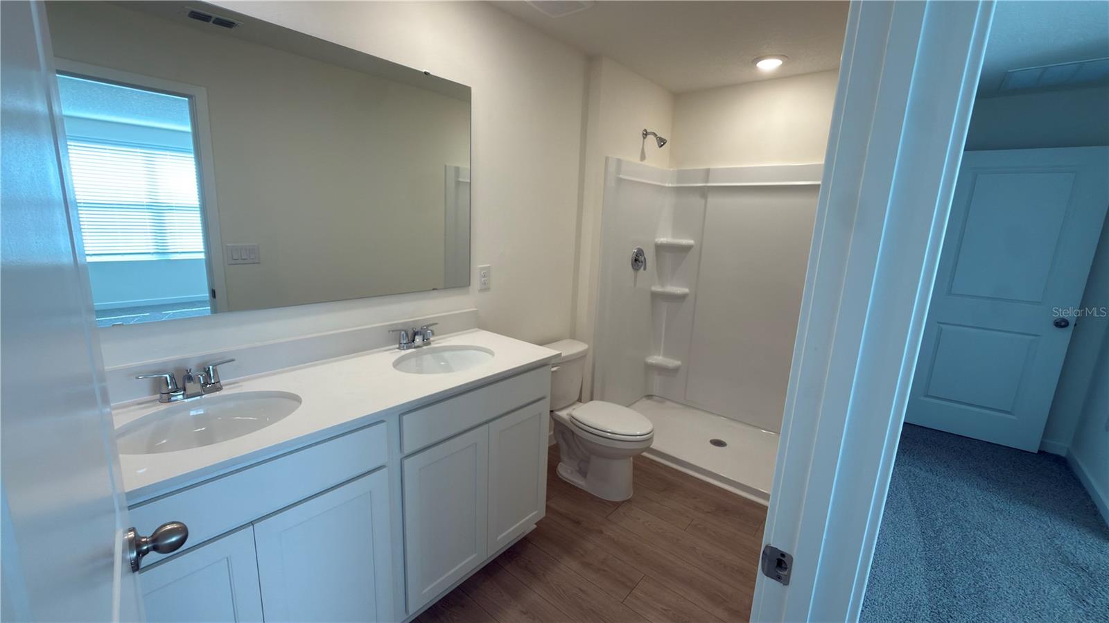 725 Preston Cove Dr Property Photo 14