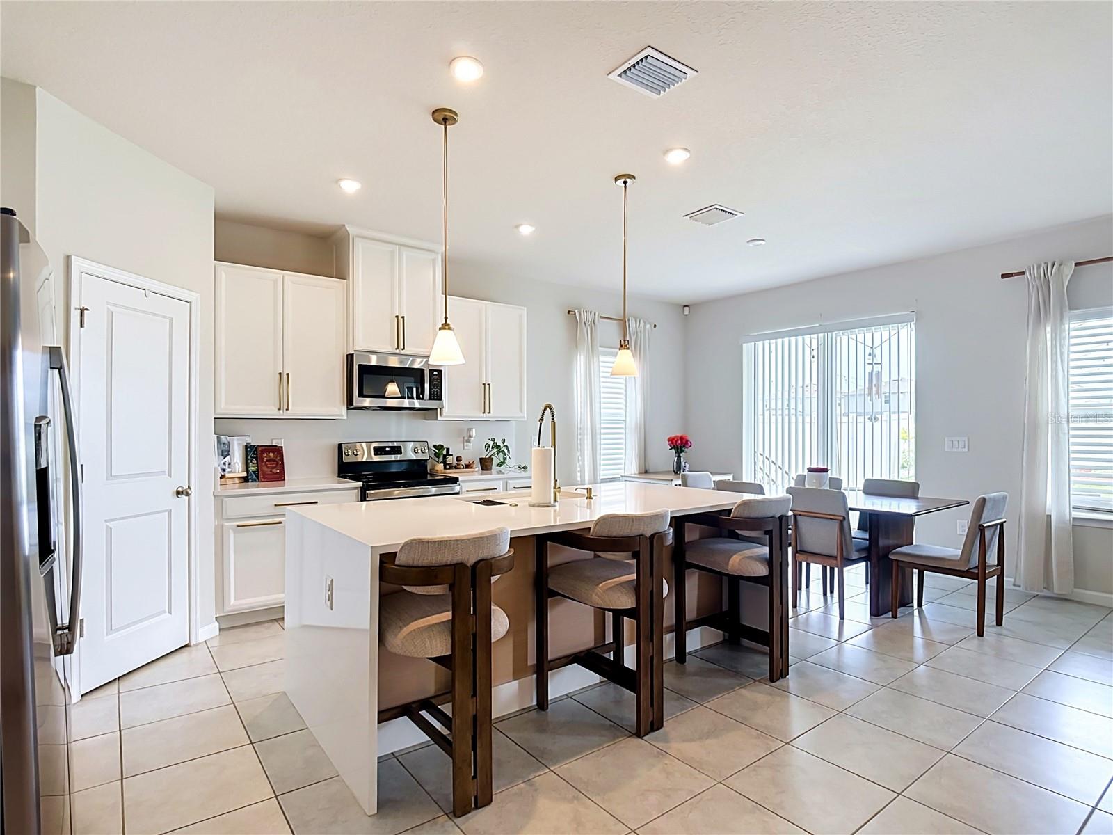 5589 Vigo Loop Property Photo 8