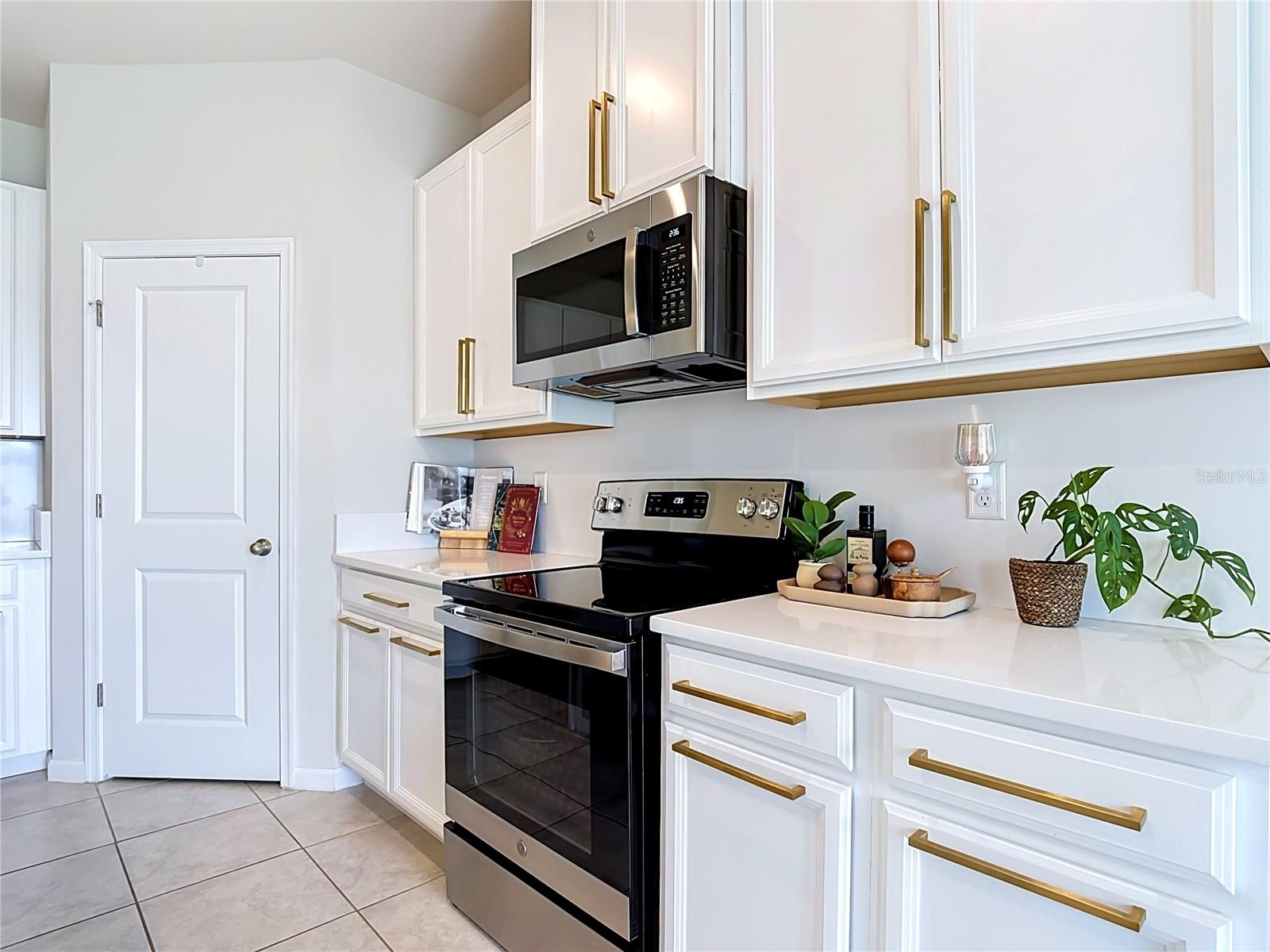 5589 Vigo Loop Property Photo 12