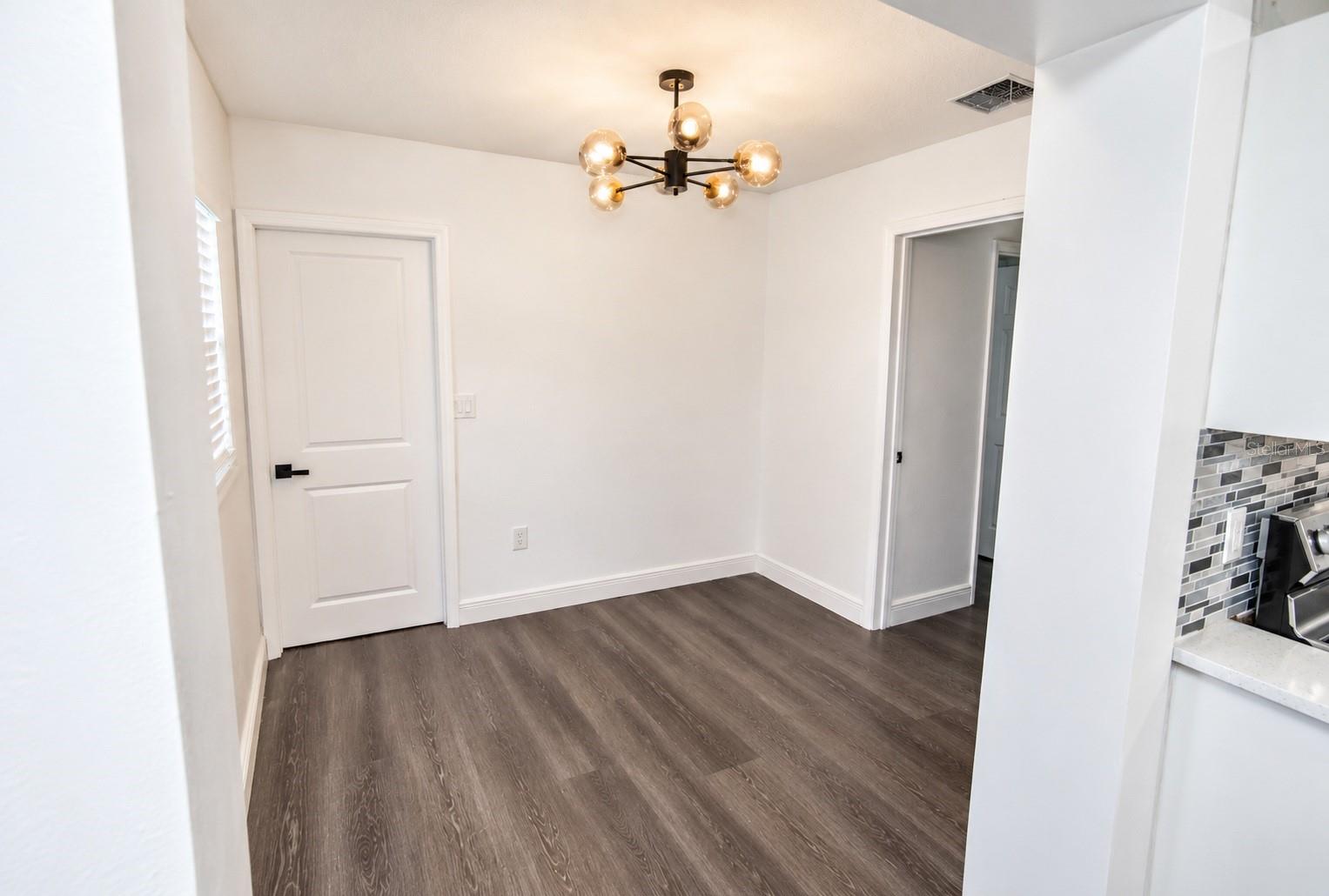 3942 Wells St N Property Photo 6