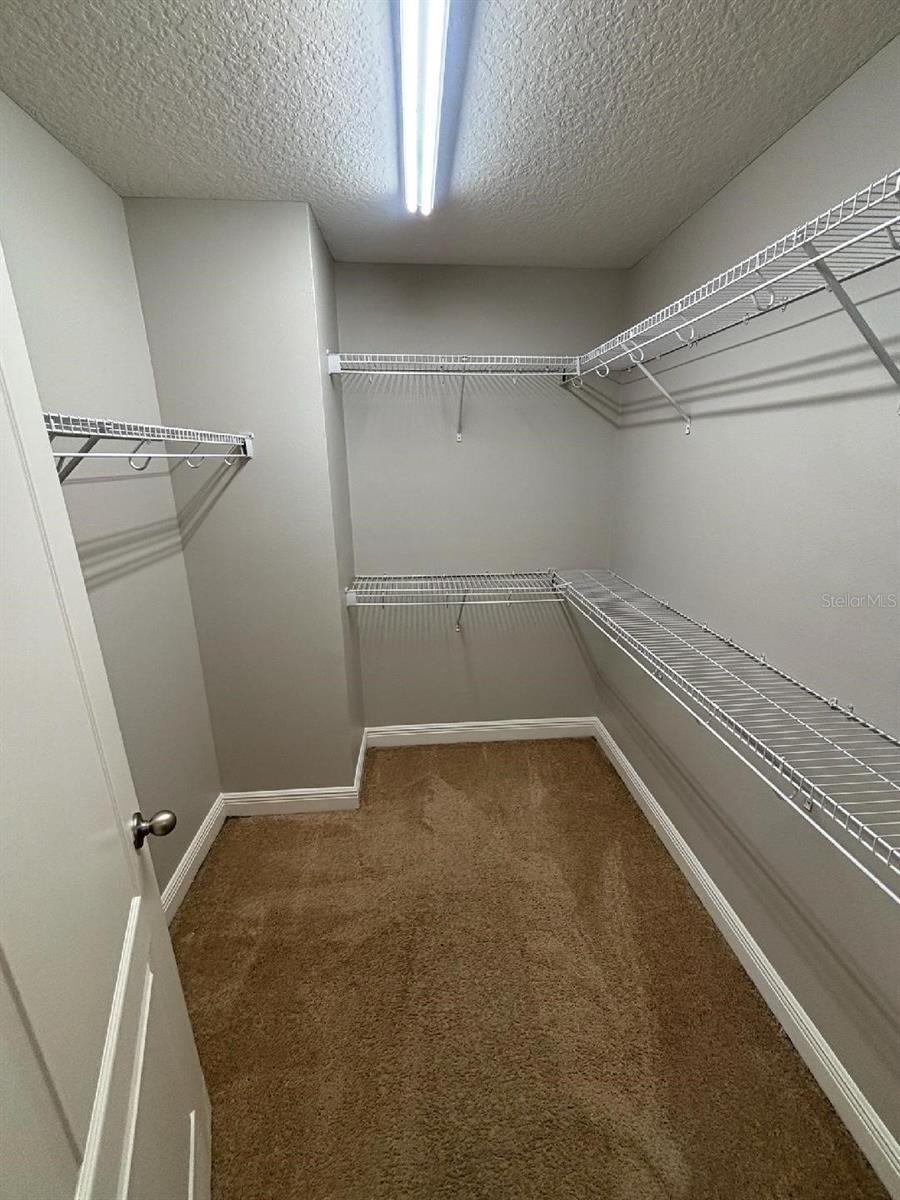8171 Roseville Blvd Property Photo 20