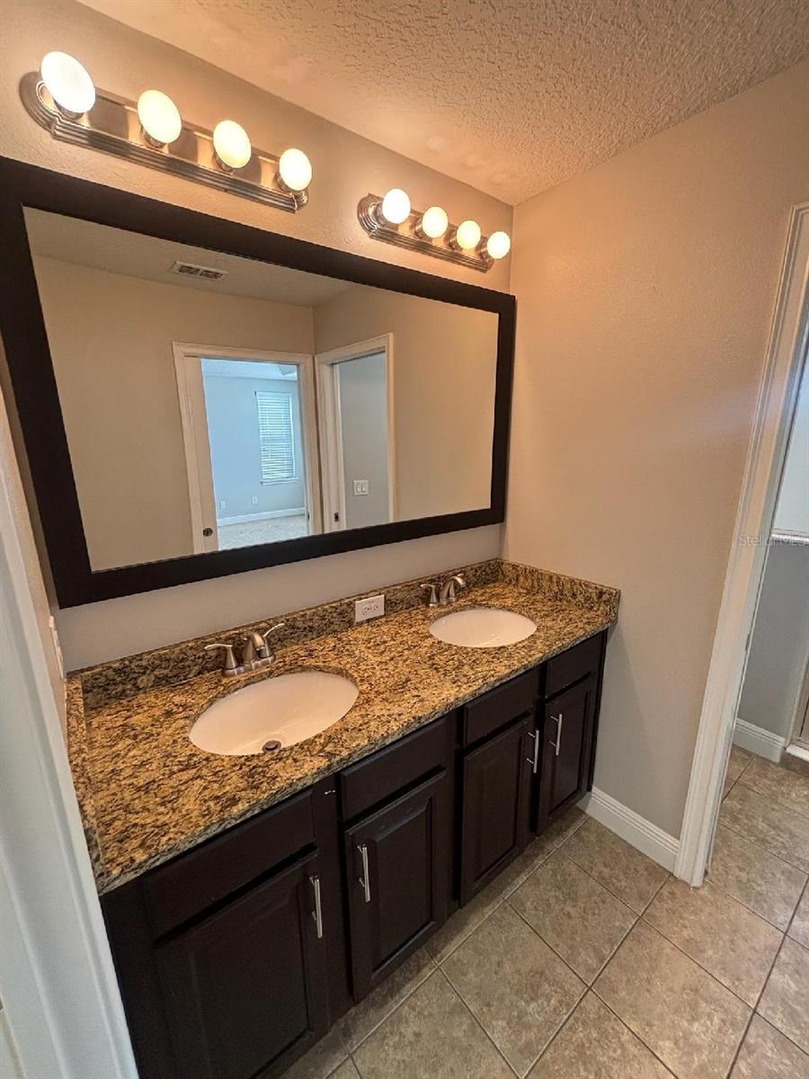 8171 Roseville Blvd Property Photo 22